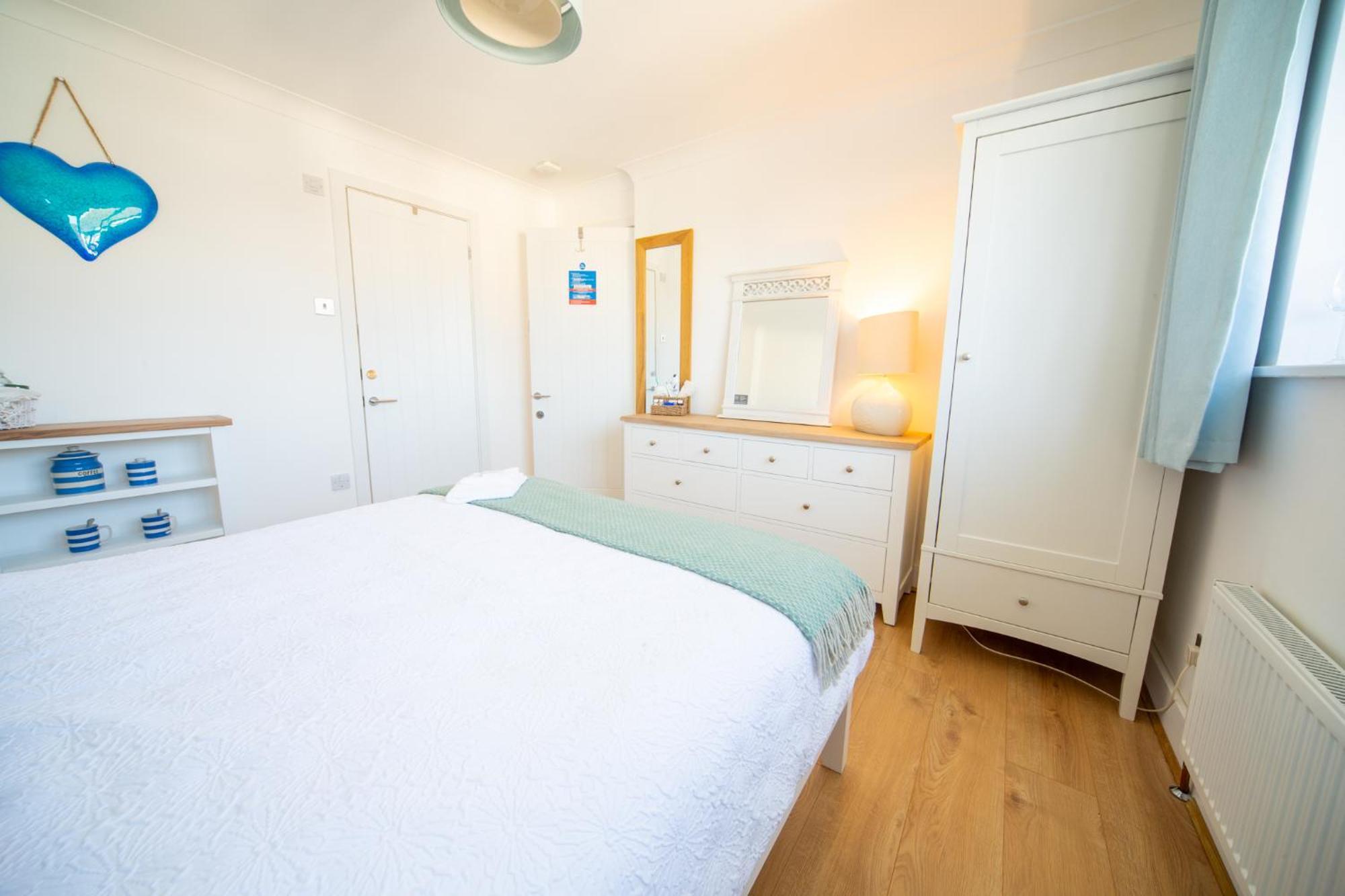 Trethvor House Ensuite Double Room With Free Parking In Quiet Residential Area Padstow Exterior foto